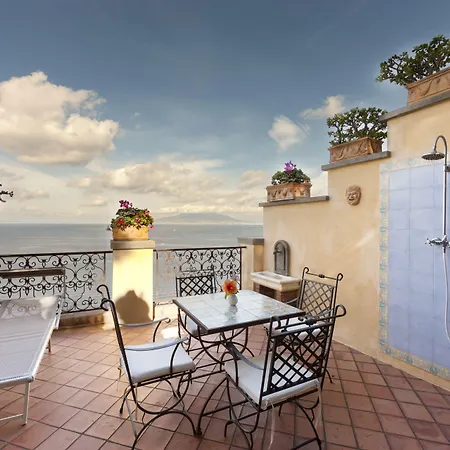 La Tonnarella Hotel 4*