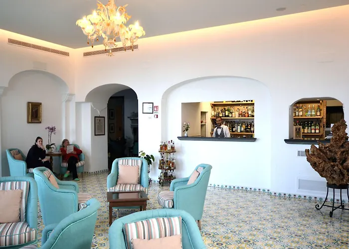 Hotell La Tonnarella 4*