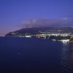 La Tonnarella Otel
