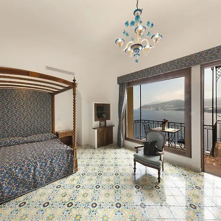 La Tonnarella Hotel 4*