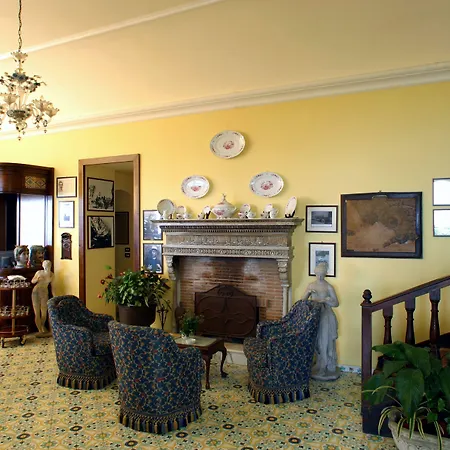 라 토나렐라 호텔 소렌토