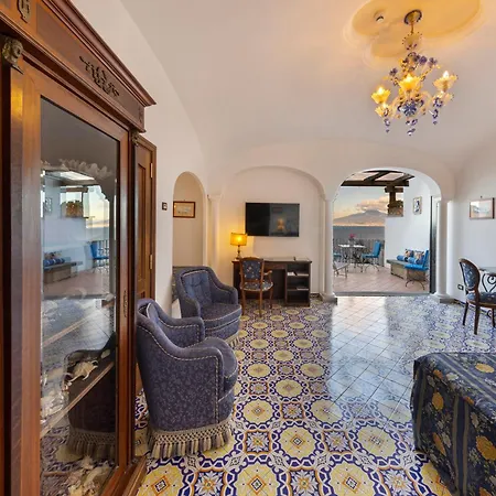 ラ トナレーラ 4*