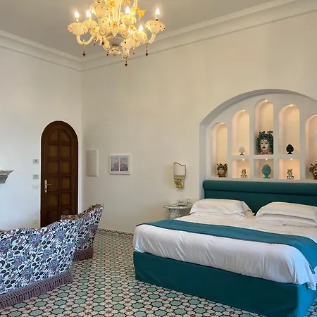 Otel La Tonnarella 4*