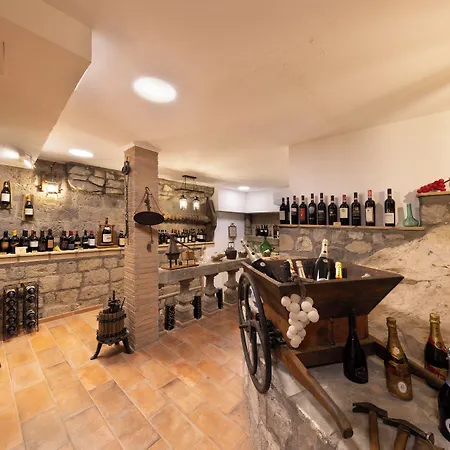 La Tonnarella Otel 4*