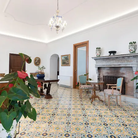 La Tonnarella Otel 4*
