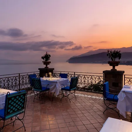 La Tonnarella Otel