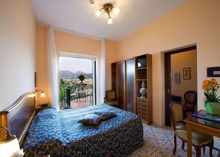 Hotel La Tonnarella 4*