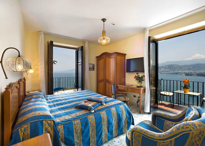 Hotel La Tonnarella 4*